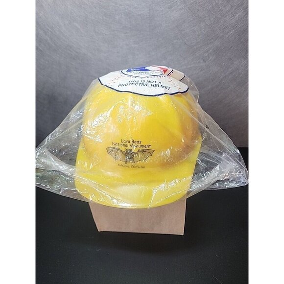 Vint 1969 Lava Beds National Park Tulelake California Souvenir Childs Hard Hat - Picture 1 of 9